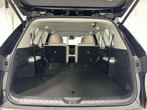 Used 2025 Toyota Grand Highlander AWD image 52