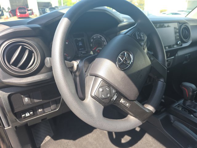 Used 2022 Toyota Tacoma SR AWD/4WD image 12