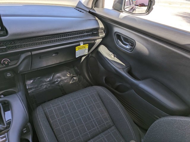 Used 2025 Honda HR-V LX image 17