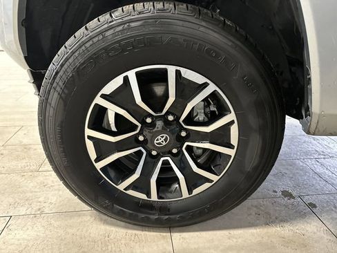 Used 2023 Toyota Tacoma TRD Sport image 38