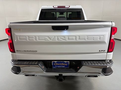 Used 2026 Chevrolet Silverado 1500 LTZ w/ Z71 Off-Road Package AWD/4WD image 7