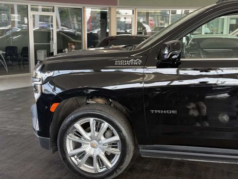 Used 2023 Chevrolet Tahoe High Country AWD/4WD image 12