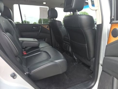 Used 2011 INFINITI QX56 4WD w/ Theater Pkg image 66
