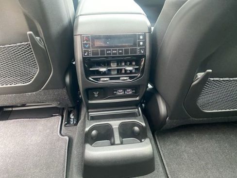 New 2025 Jeep Grand Cherokee L Limited w/ Luxury Tech Group II image 26