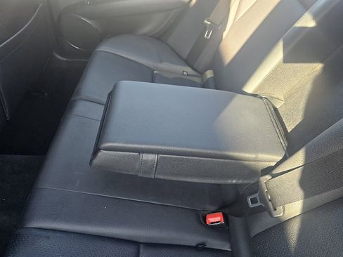 Used 2009 Mercedes-Benz C 350 Sport image 27