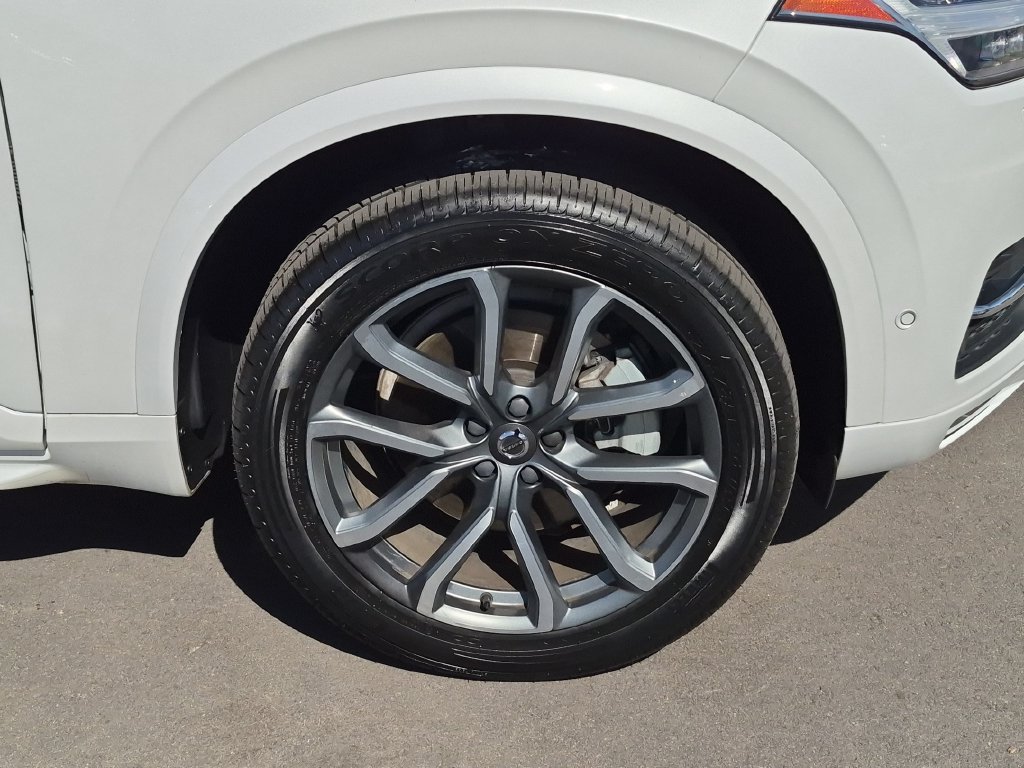 Used 2018 Volvo XC90 T6 Momentum w/ Convenience Package AWD/4WD image 28