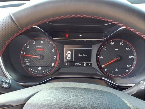 Used 2023 Chevrolet TrailBlazer RS w/ Convenience Package image 18