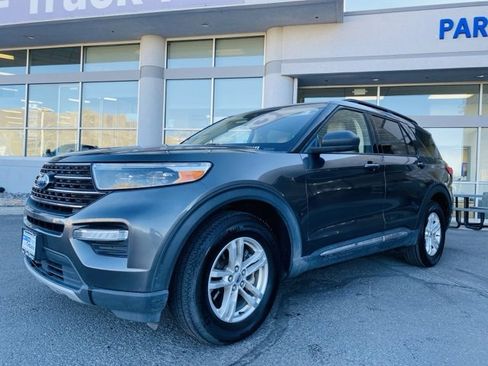 Used 2020 Ford Explorer XLT w/ Equipment Group 202A image 1