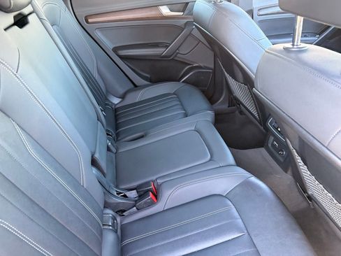 Used 2022 Audi Q5 2.0T Premium Plus AWD/4WD image 15