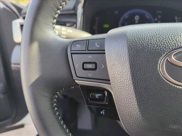 Certified 2026 Toyota Camry SE w/ Convenience Package FWD image 17