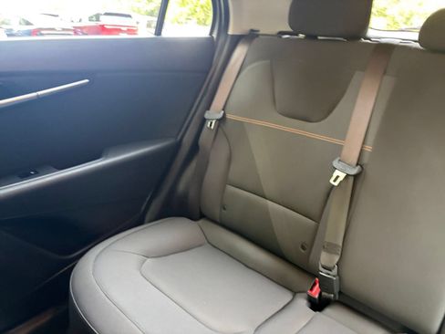 Used 2026 Kia Niro LX FWD image 37