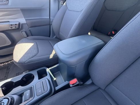 New 2025 Ford Maverick XL w/ Equipment Group 101A image 40