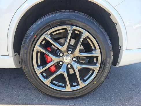 Used 2019 Dodge Durango SRT w/ Premium Interior Group AWD/4WD image 38