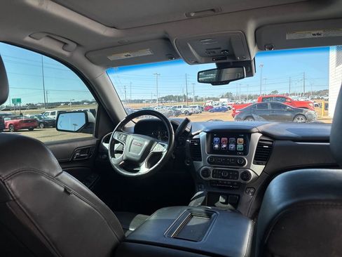 Used 2018 GMC Yukon SLT image 27