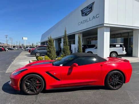 Used 2017 Chevrolet Corvette Stingray Convertible image 1