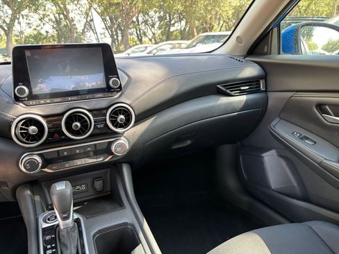 Used 2025 Nissan Sentra SV FWD image 44