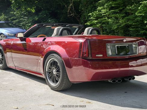 Used 2006 Cadillac XLR RWD image 6