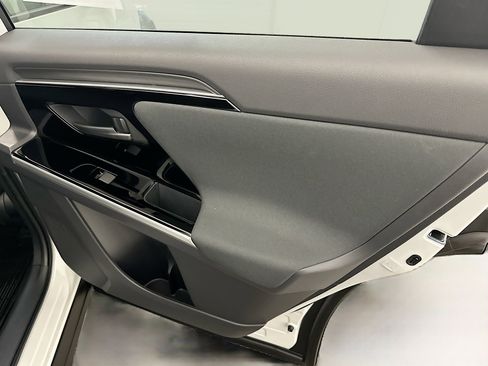 Used 2023 Subaru Solterra AWD image 31