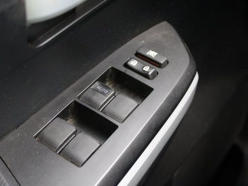 Used 2019 Toyota Tundra SR5 image 28