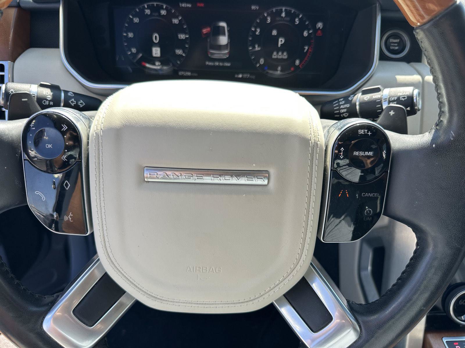 Used 2019 Land Rover Range Rover HSE AWD/4WD image 23