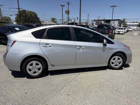 Used 2011 Toyota Prius Two FWD image 4