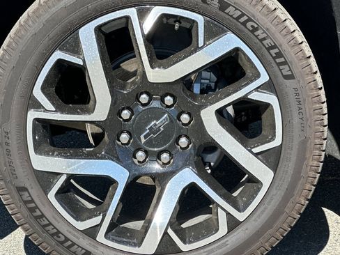 Used 2024 Chevrolet Silverado EV RST image 25