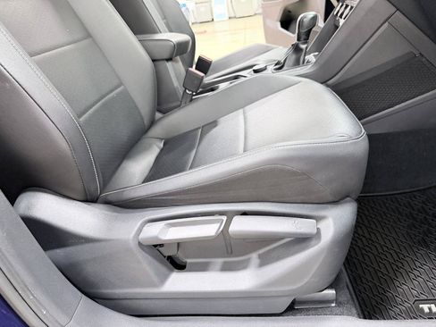 Used 2021 Volkswagen Tiguan S AWD/4WD image 36