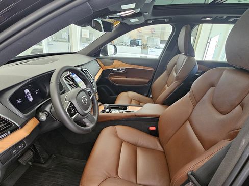 Certified 2024 Volvo XC90 T8 Plus w/ Protection Package image 21