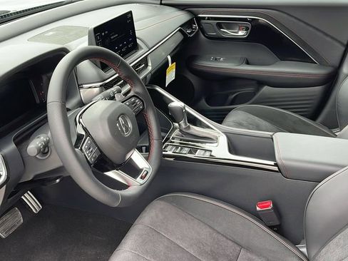 Certified 2025 Acura ADX A-Spec image 9