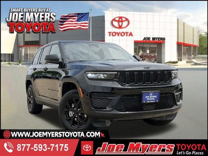 Used 2025 Jeep Grand Cherokee Altitude