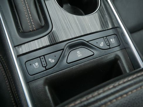 Used 2018 Chevrolet Impala Premier FWD image 26