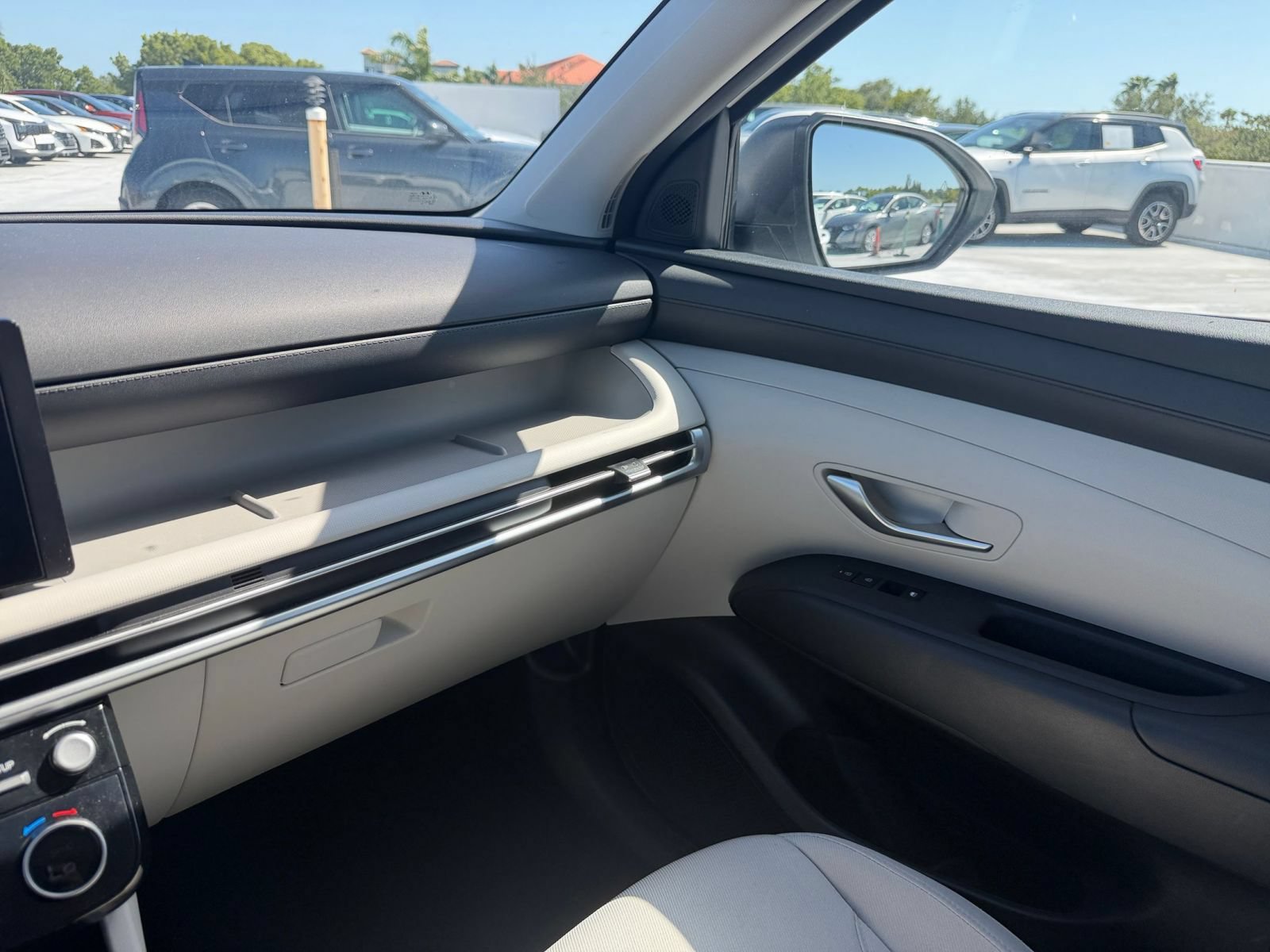Used 2026 Hyundai Tucson SEL Plus FWD image 30