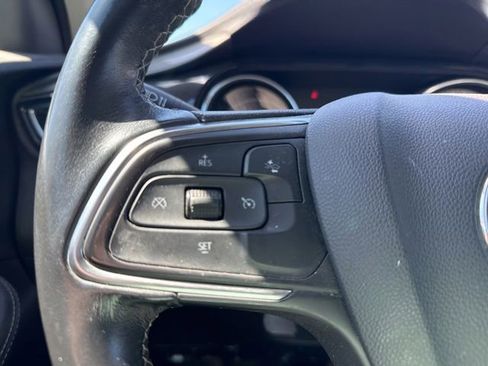 Used 2021 Buick Encore GX Preferred FWD image 17