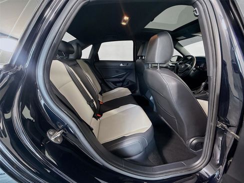 Used 2019 Volkswagen Jetta R-Line FWD image 18