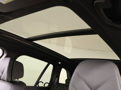 New 2026 BMW X5 xDrive40i w/ M Sport Package AWD/4WD image 16