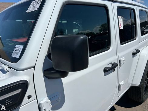 Certified 2024 Jeep Wrangler Unlimited Sahara AWD/4WD image 8