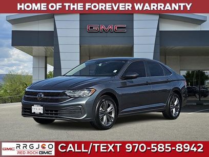 Used 2024 Volkswagen Jetta SE w/ Panoramic Sunroof Package