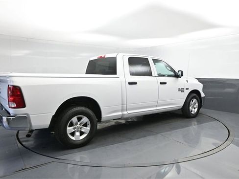 Used 2022 RAM 1500 Classic SLT image 15