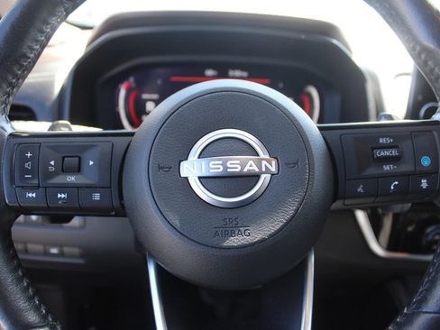 Used 2023 Nissan Rogue Platinum w/ Platinum Premium Package FWD image 28