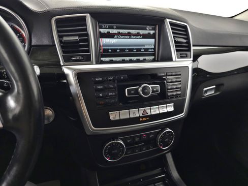 Used 2016 Mercedes-Benz GL 450 4MATIC image 24