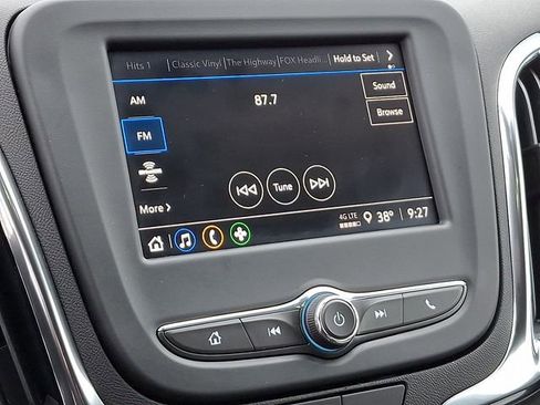 Used 2024 Chevrolet Equinox LS w/ LS Convenience Package image 21