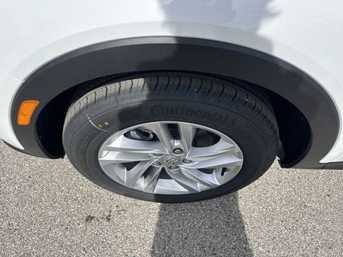 New 2026 Buick Envista Preferred w/ Advanced Safety Package FWD image 10