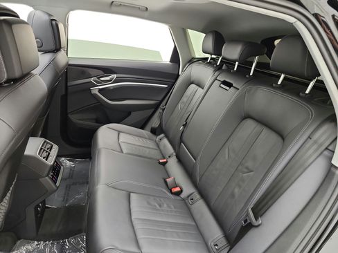 Used 2024 Audi Q8 e-tron Premium AWD/4WD image 16