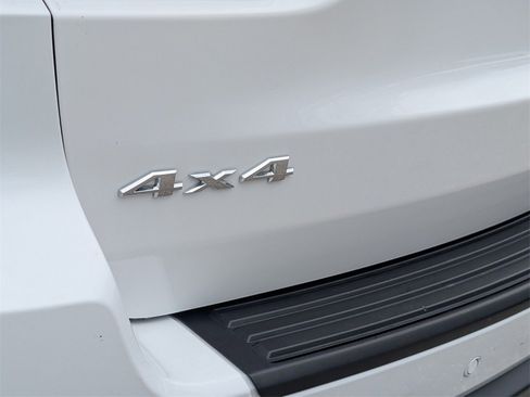 Used 2021 Jeep Grand Cherokee Laredo image 14