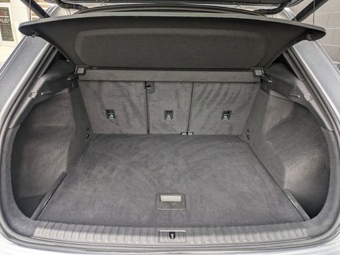 Used 2021 Audi Q3 2.0T Premium image 25