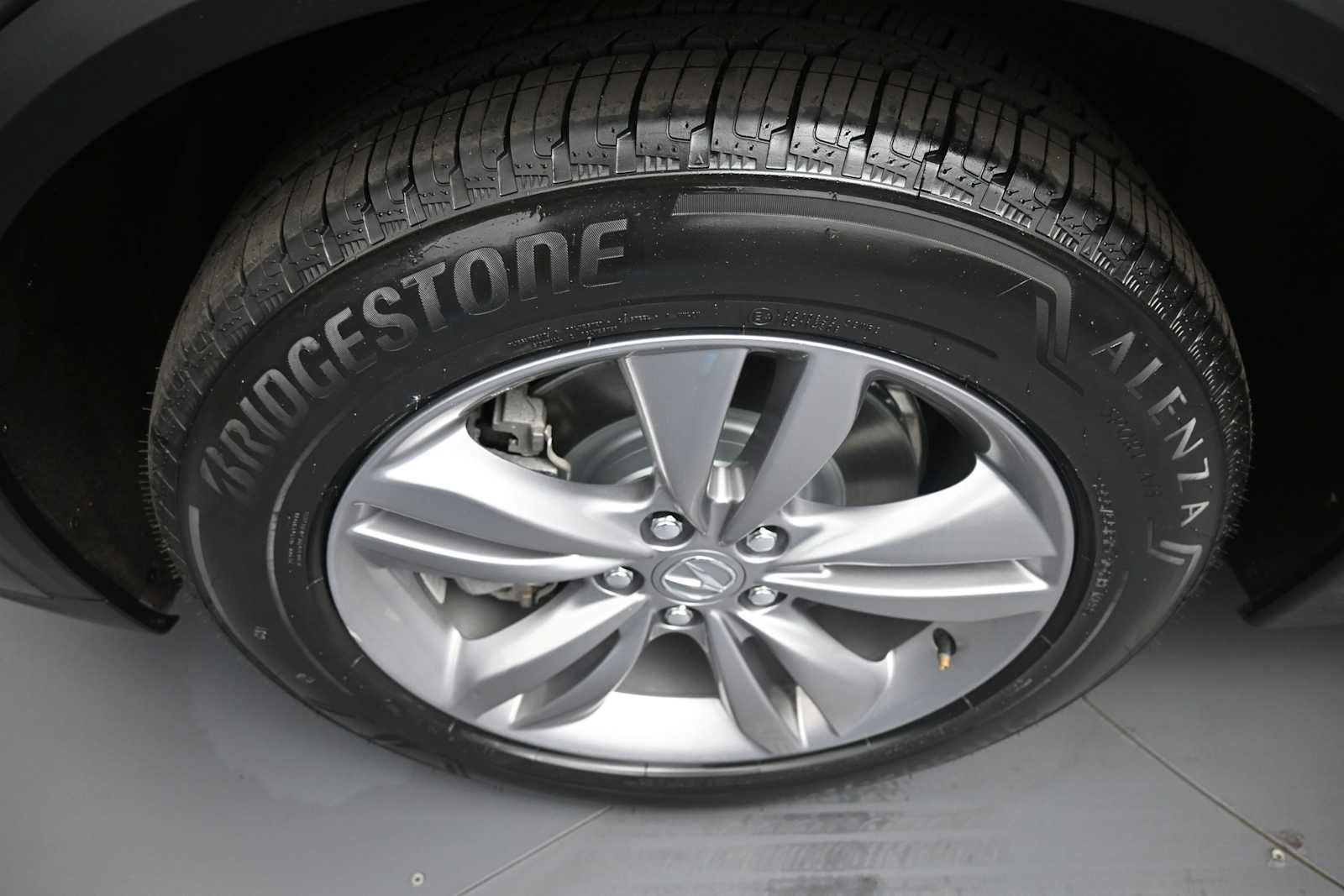 Used 2024 Acura MDX SH-AWD image 14