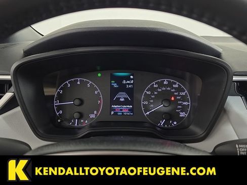 Used 2025 Toyota Corolla SE FWD image 11
