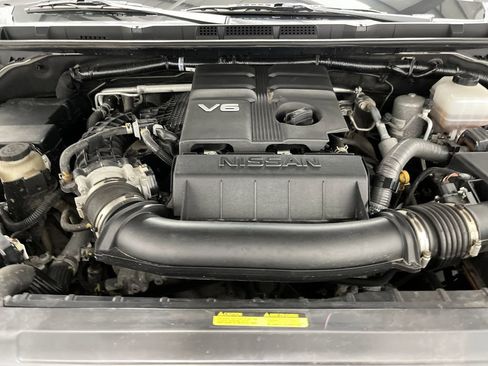 Used 2023 Nissan Frontier PRO-4X image 41