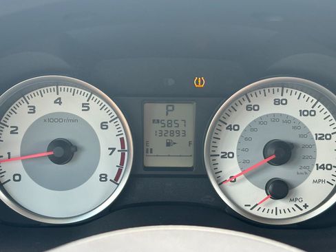 Used 2012 Subaru Impreza 2.0i AWD/4WD image 12