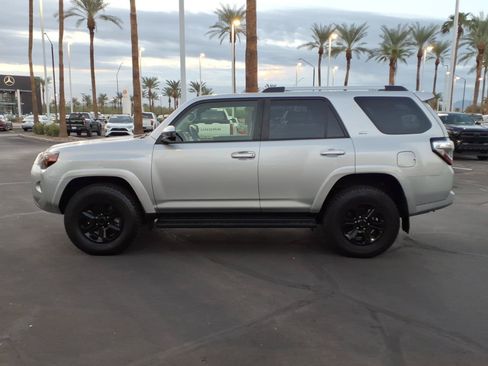 Certified 2023 Toyota 4Runner SR5 AWD/4WD image 7